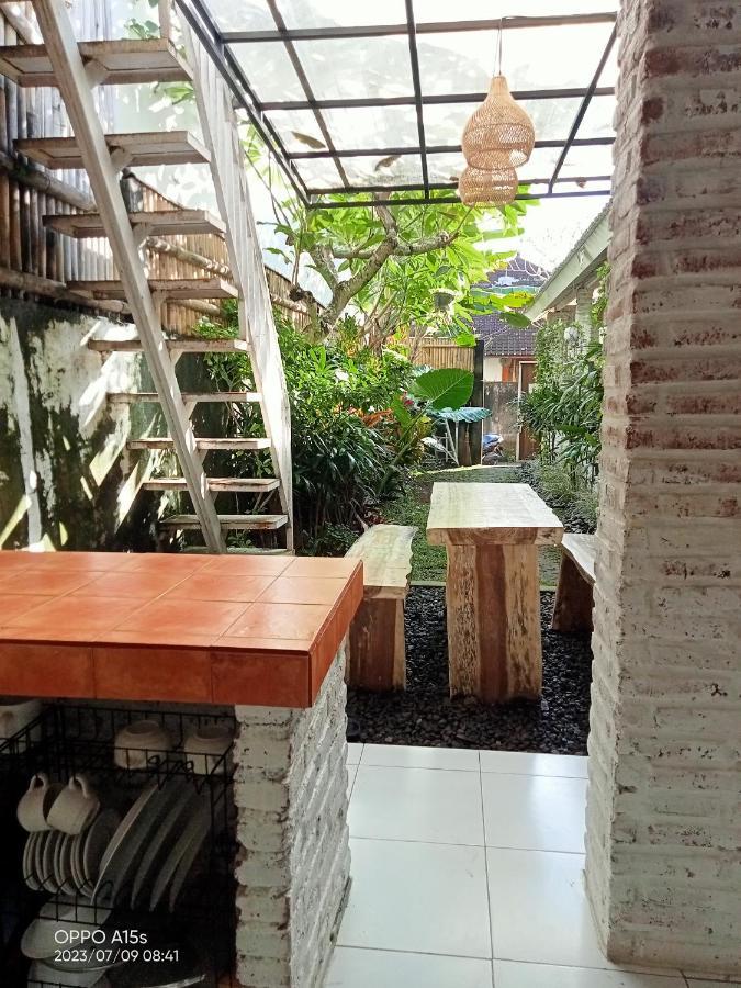 קנגו Pondok Ayu Homestay מראה חיצוני תמונה